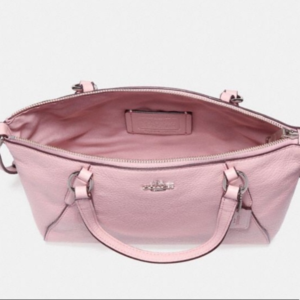 Authentic COACH pebbled leather mini Crossbody - Picture 4 of 8